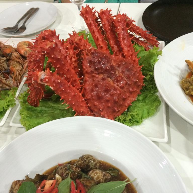 Dacha Beach Pattaya Ngoại thất bức ảnh